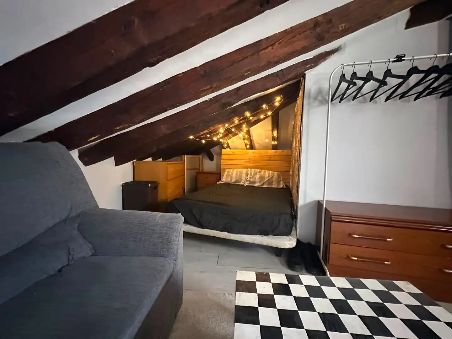 Schlafzimmer von Wohnung zum Verkauf in Madrid mit Klimaanlage, Möbliert und Ofen