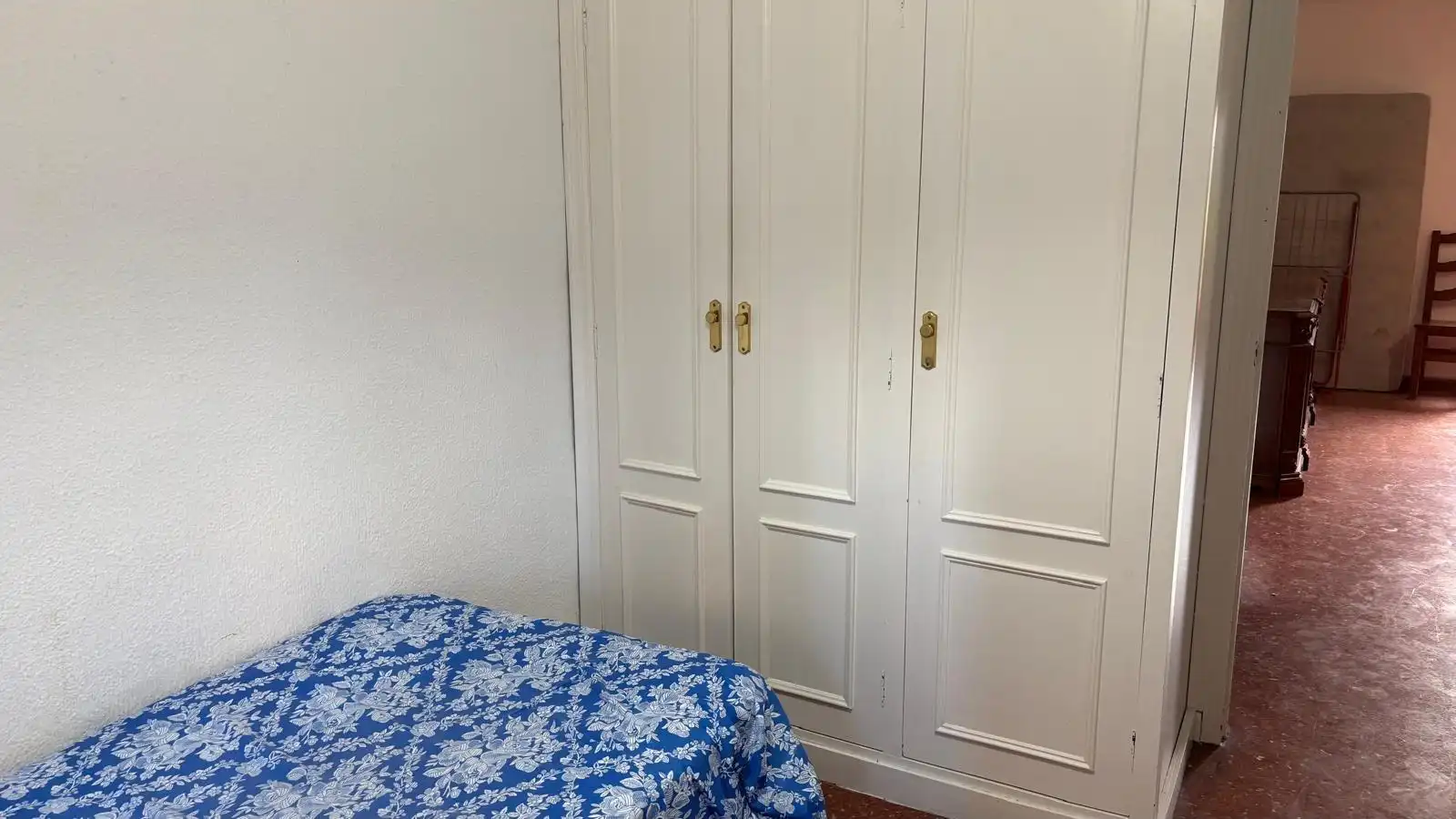 Bedroom of Flat for sale in Sevilla  with Air Conditioner, Private garden and Furnished