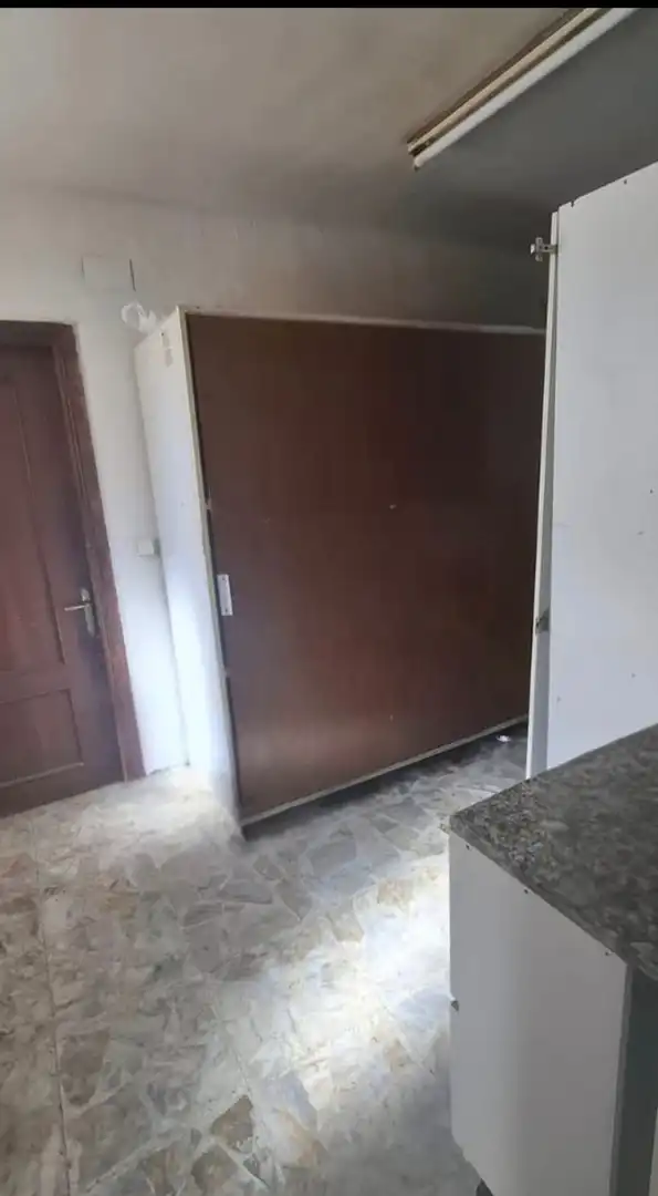 Business premises for sale in Calle Tomas Bretón, imagen 8