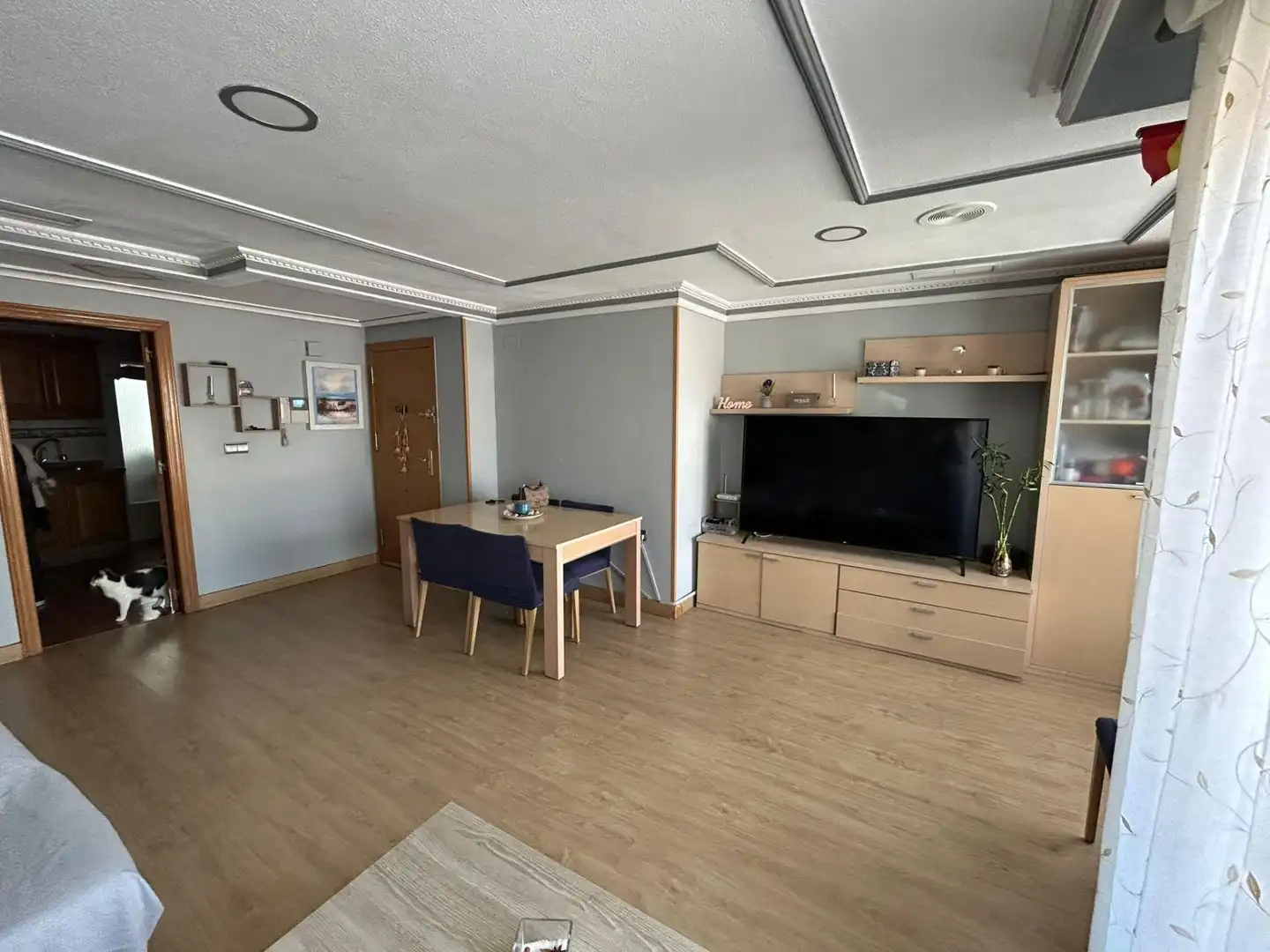 Sala d'estar de Apartament en venda en Torrevieja amb Terrassa i Balcó