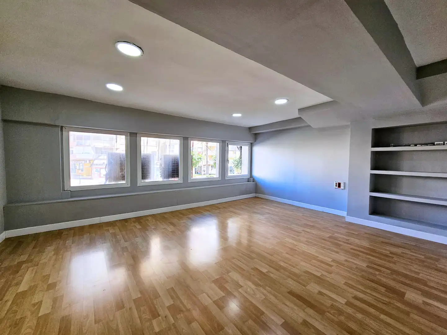 Office for sale in San Ginés