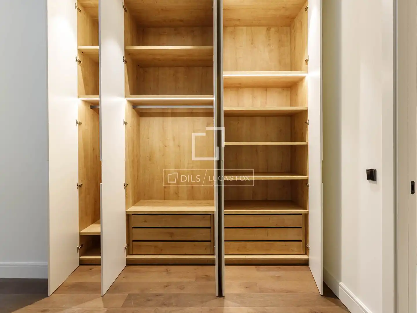 Habitación de Piso de alquiler en Madrid con Aire acondicionado, Terraza y Piscina