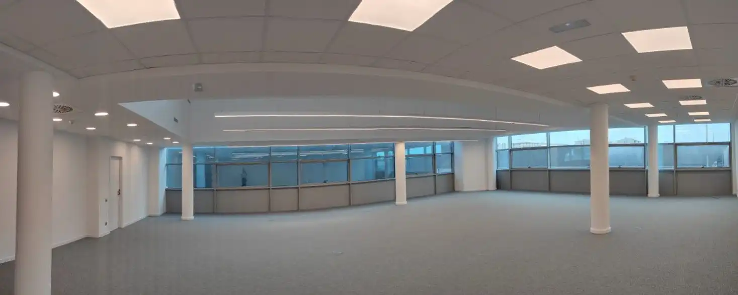 Büro mit Aufzug zur Miete in Gorg - Progrés