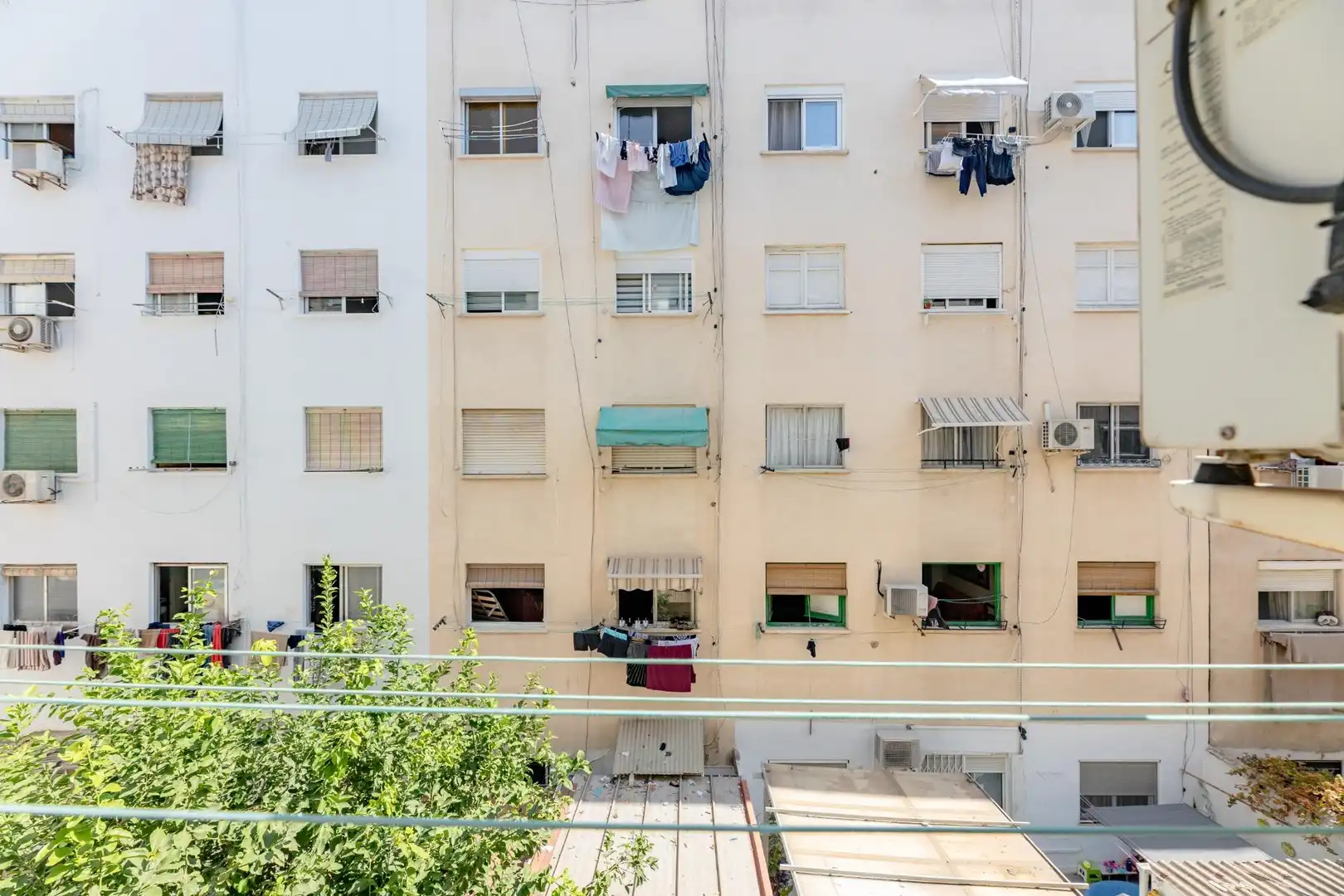 Vista exterior de Piso en venta en Valencia con Aire acondicionado y Alarma