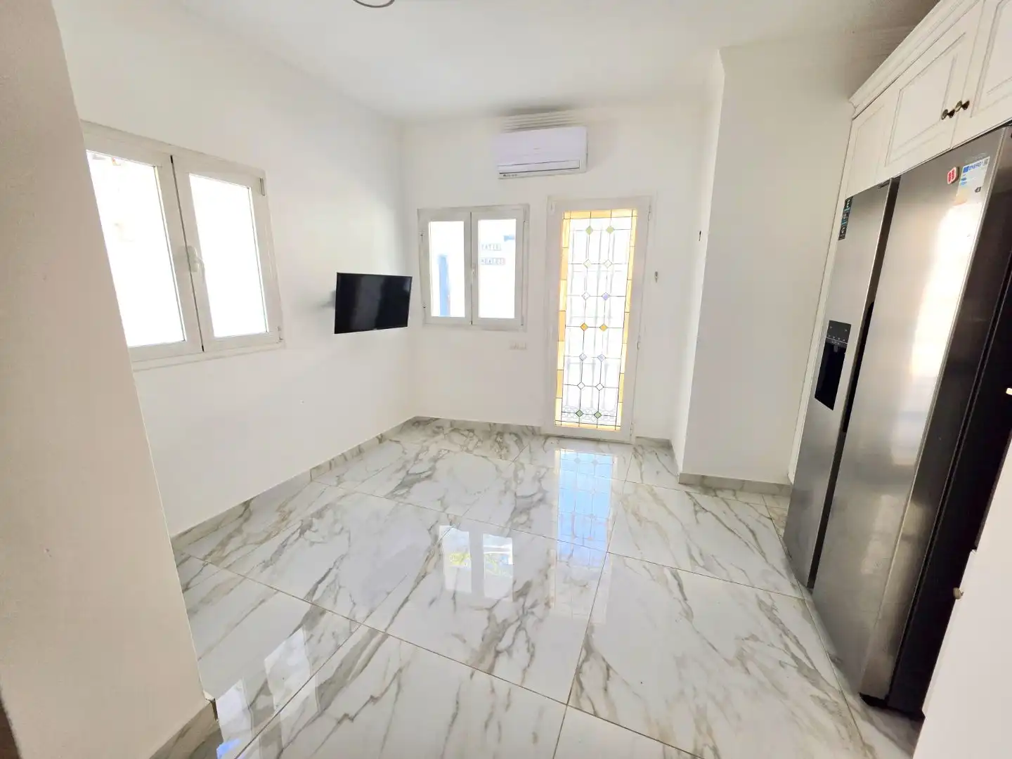 Sala d'estar de Casa o xalet de lloguer en Marbella amb Jardí privat, Terrassa i Piscina
