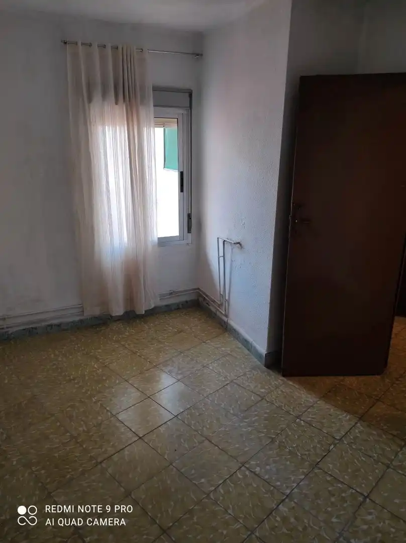 Habitación de Casa o chalet en venta en San Miguel de Valero con Terraza, Trastero y Amueblado