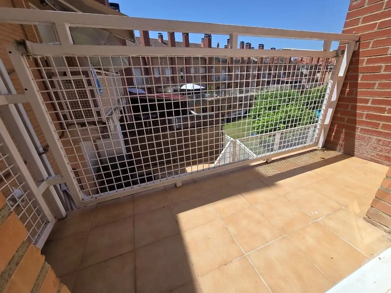 Terraza de Dúplex en venta en Villamediana de Iregua con Calefacción, Terraza y Piscina comunitaria