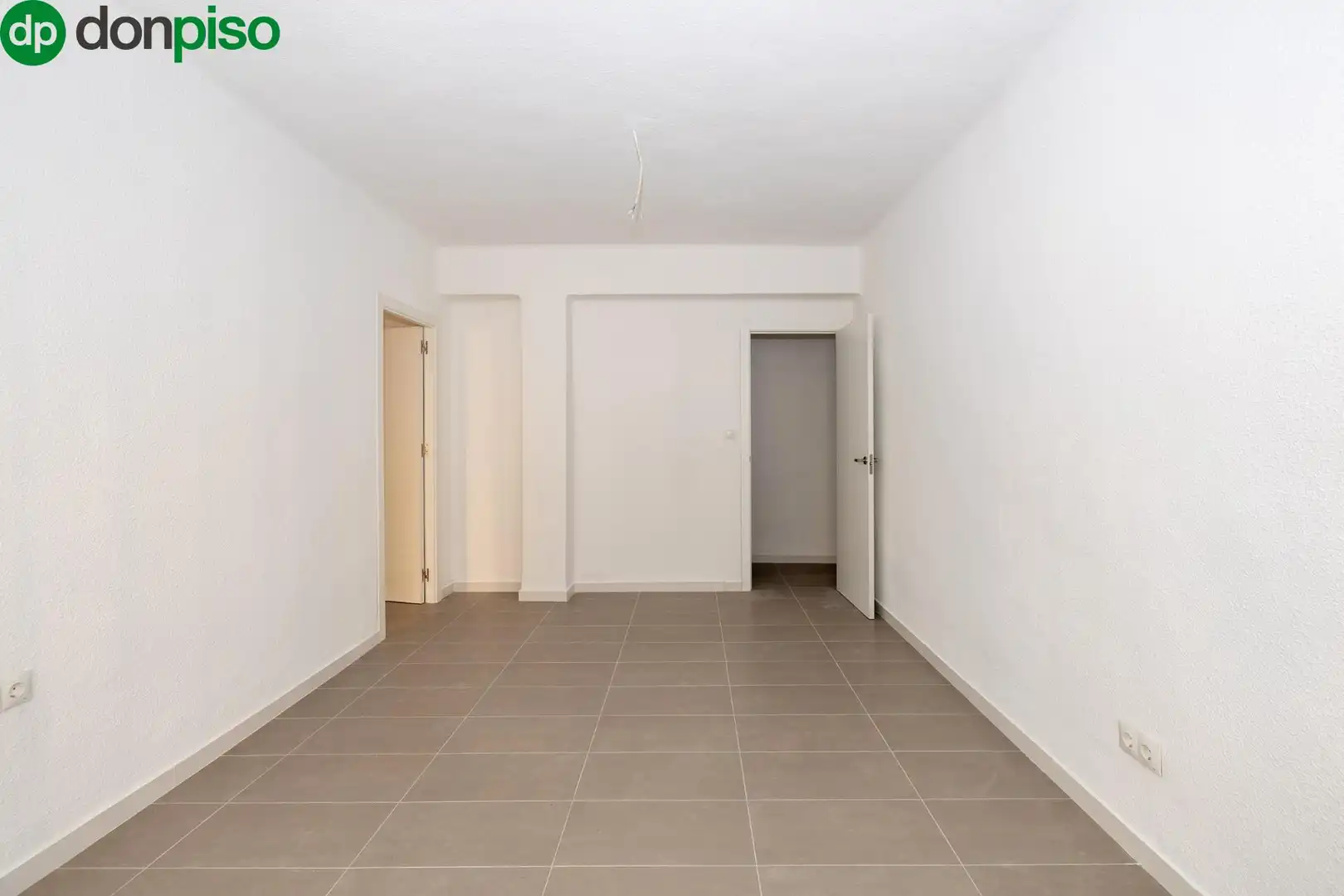 Flat for sale in Granada  with Terrace and Balcony