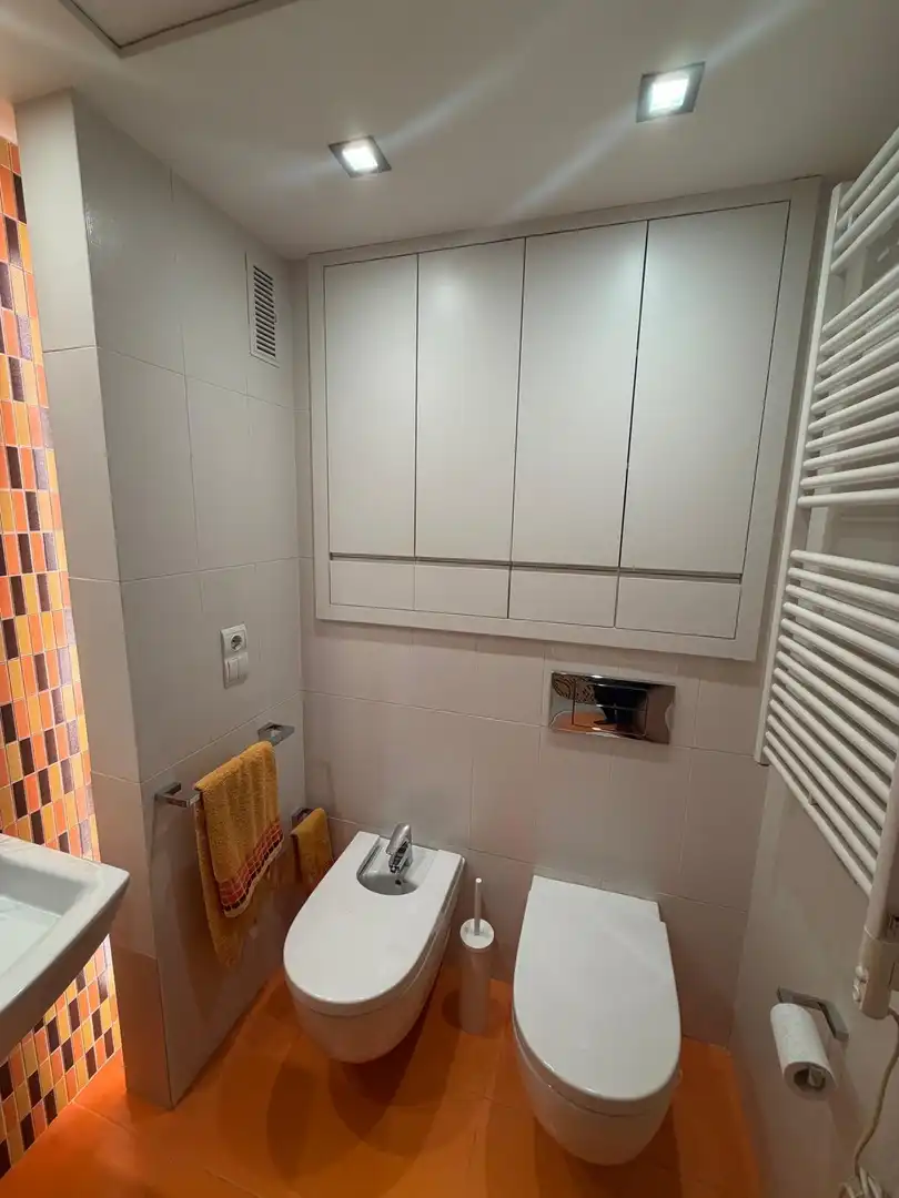 Baño de Piso en venta en Alfafar con Aire acondicionado, Terraza y Amueblado