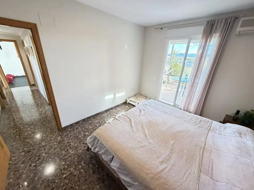 Habitación de Ático en venta en L'Alcúdia con Aire acondicionado