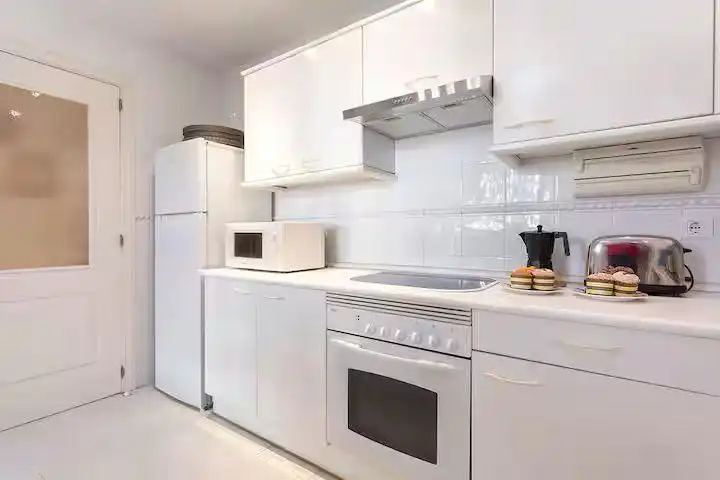 Apartament de lloguer a Calle 3, Guadalmina Alta