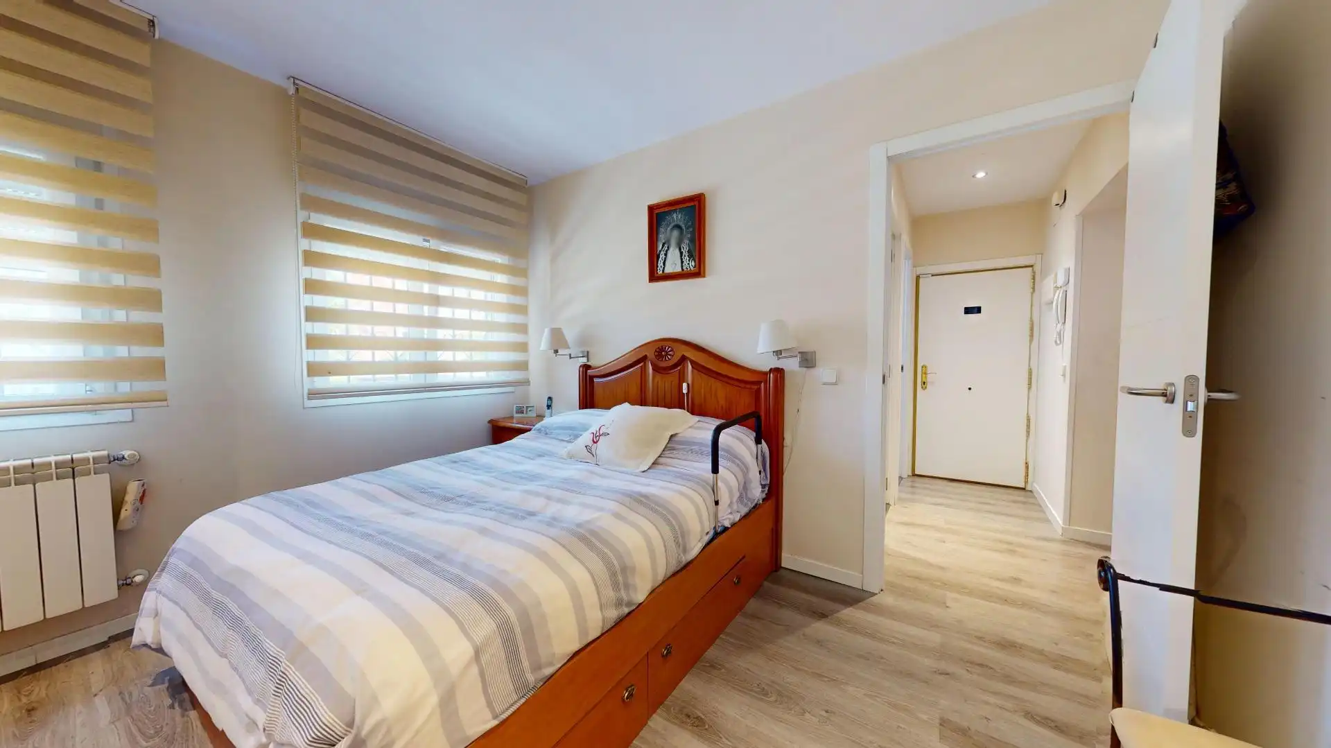 Schlafzimmer von Wohnung zum Verkauf in Madrid mit Klimaanlage, Heizung und Möbliert