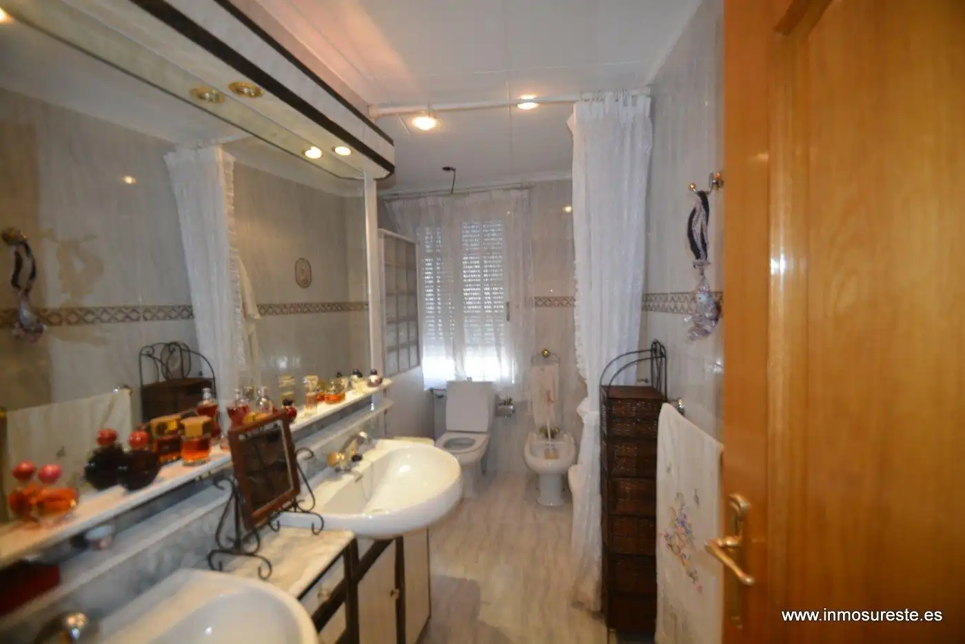 Badezimmer von Geschaftsraum zum Verkauf in Orihuela