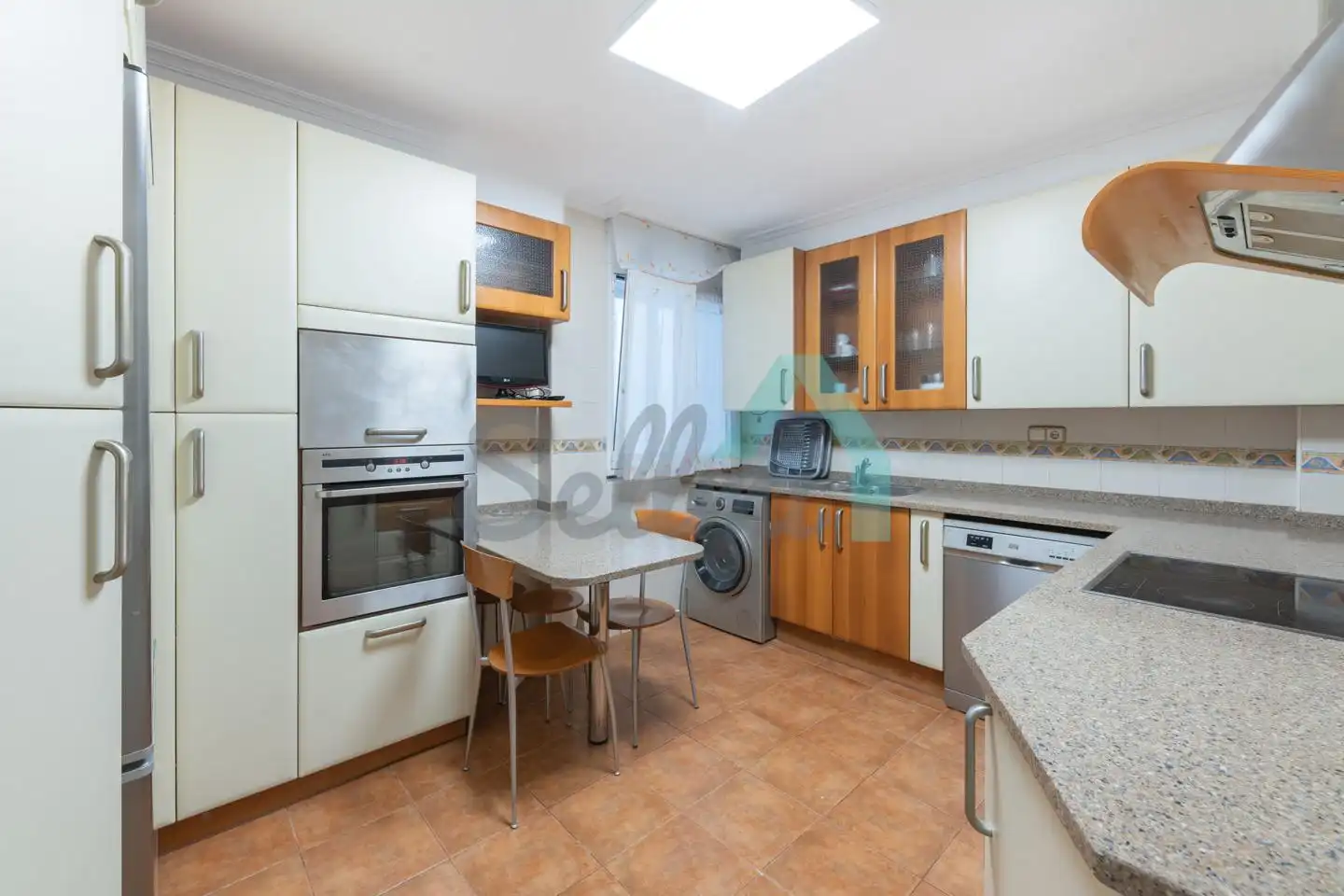 Flat for rent in Pablo Iglesias, Barrio del Centro
