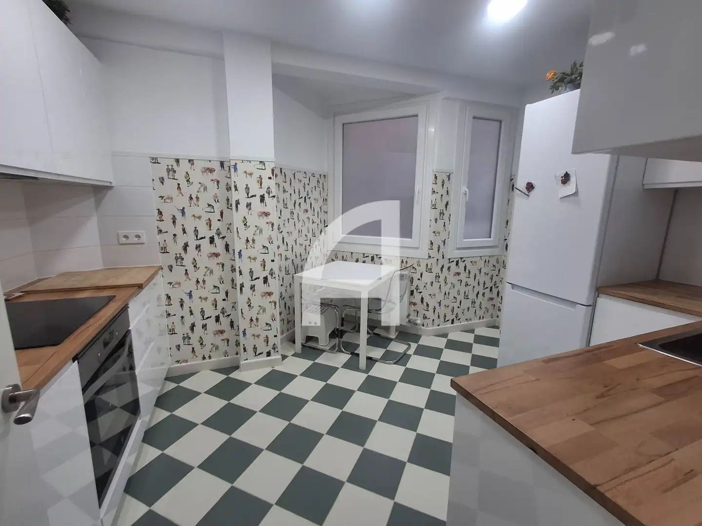 Kitchen of Flat for sale in Vigo   with Heating and Furnished