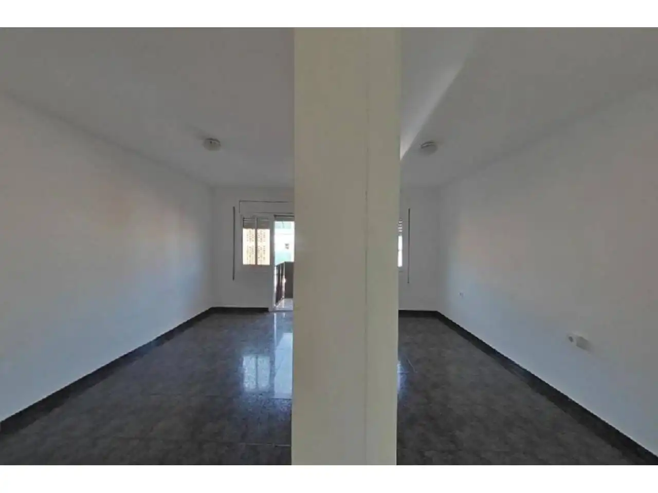Wohnung zum Verkauf in Sabadell mit Balkon