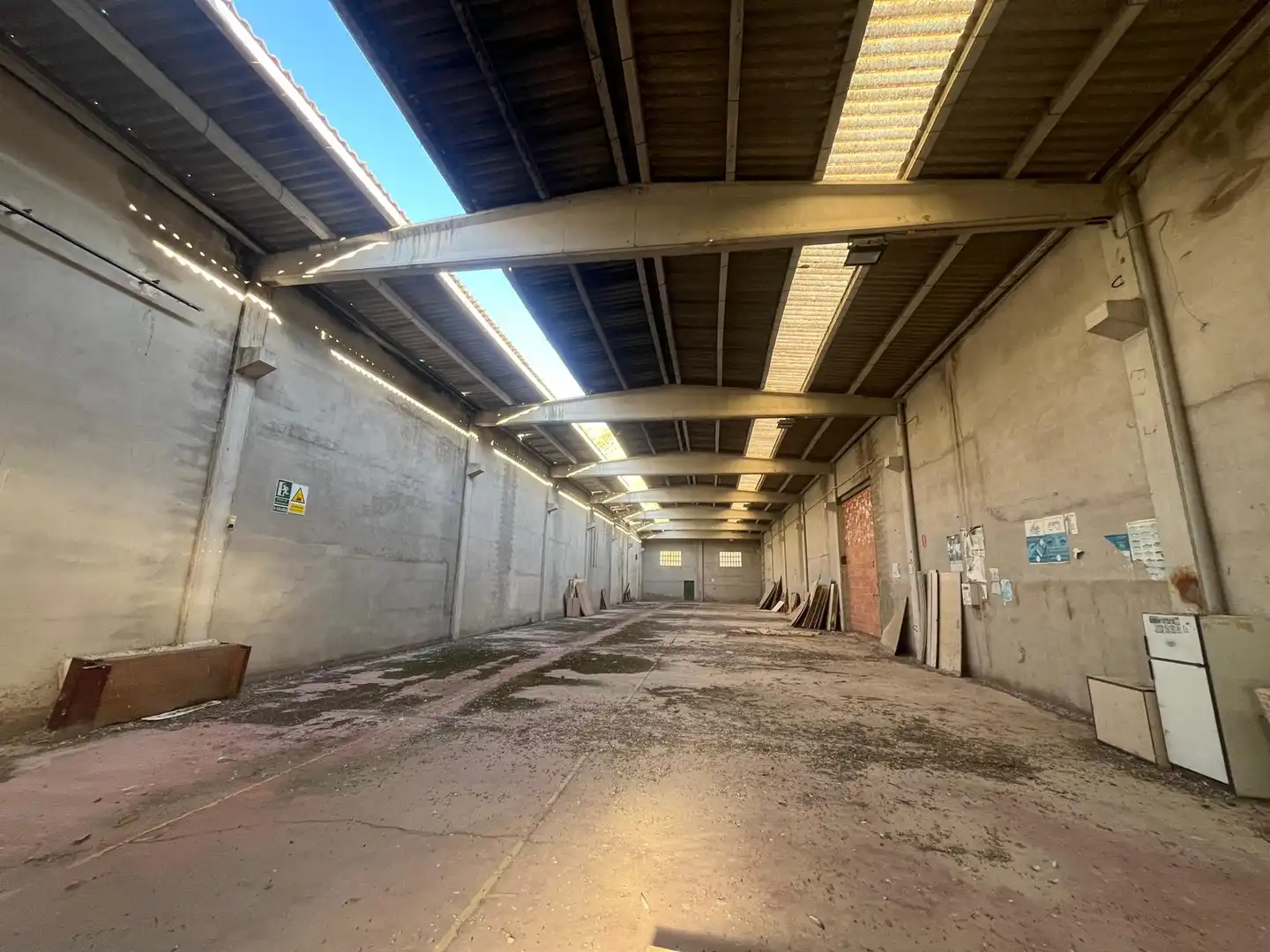 Industrial buildings for sale in Calle Río Huerva, 18, Cadrete
