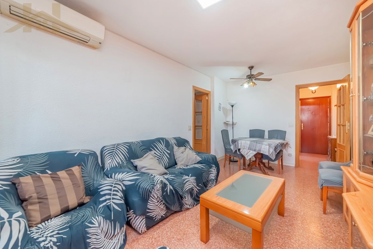 Living room of Flat for sale in Fuenlabrada  with Air Conditioner, Heating and Terrace