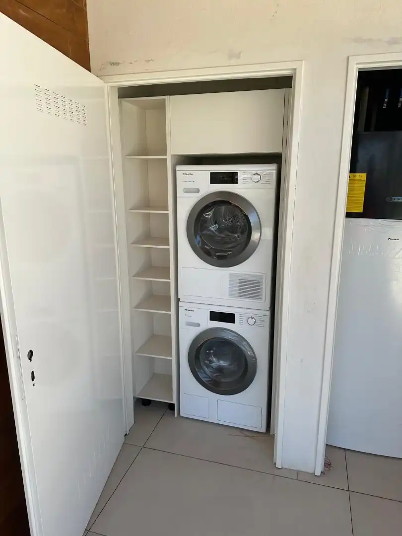 Bedroom of Flat for sale in Marbella  with Air Conditioner, Terrace and Internet