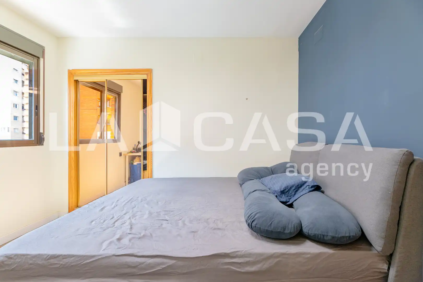 Bedroom of Flat for sale in Valencia  with Heating and Balcony