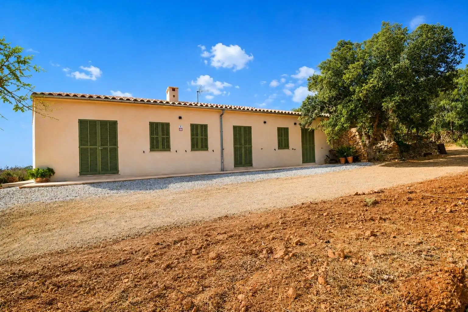 Außenansicht von Country house zur Miete in Búger mit Klimaanlage, Heizung und Privatgarten