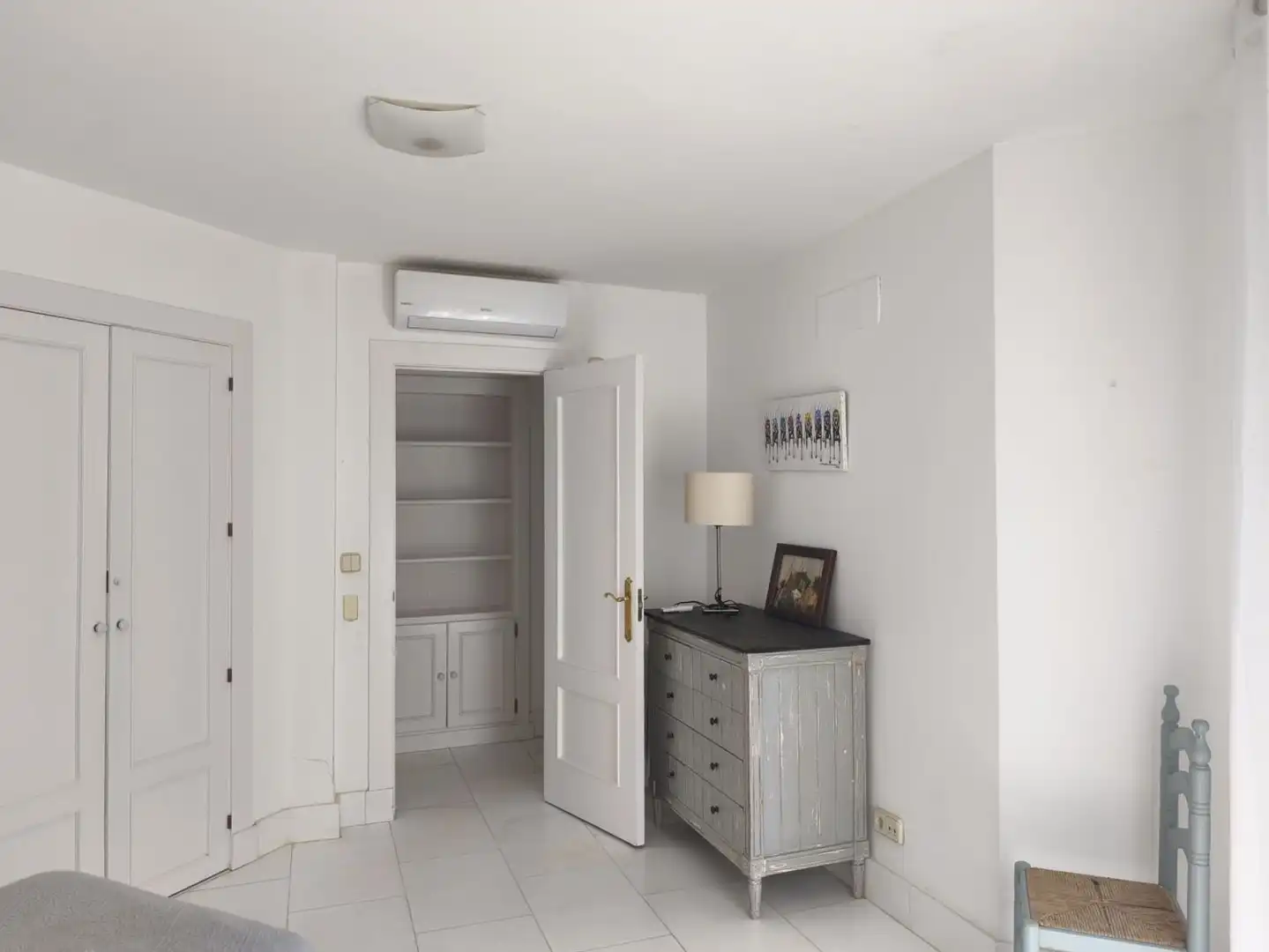 Habitación de Casa adosada de alquiler en Sotogrande con Aire acondicionado, Calefacción y Terraza