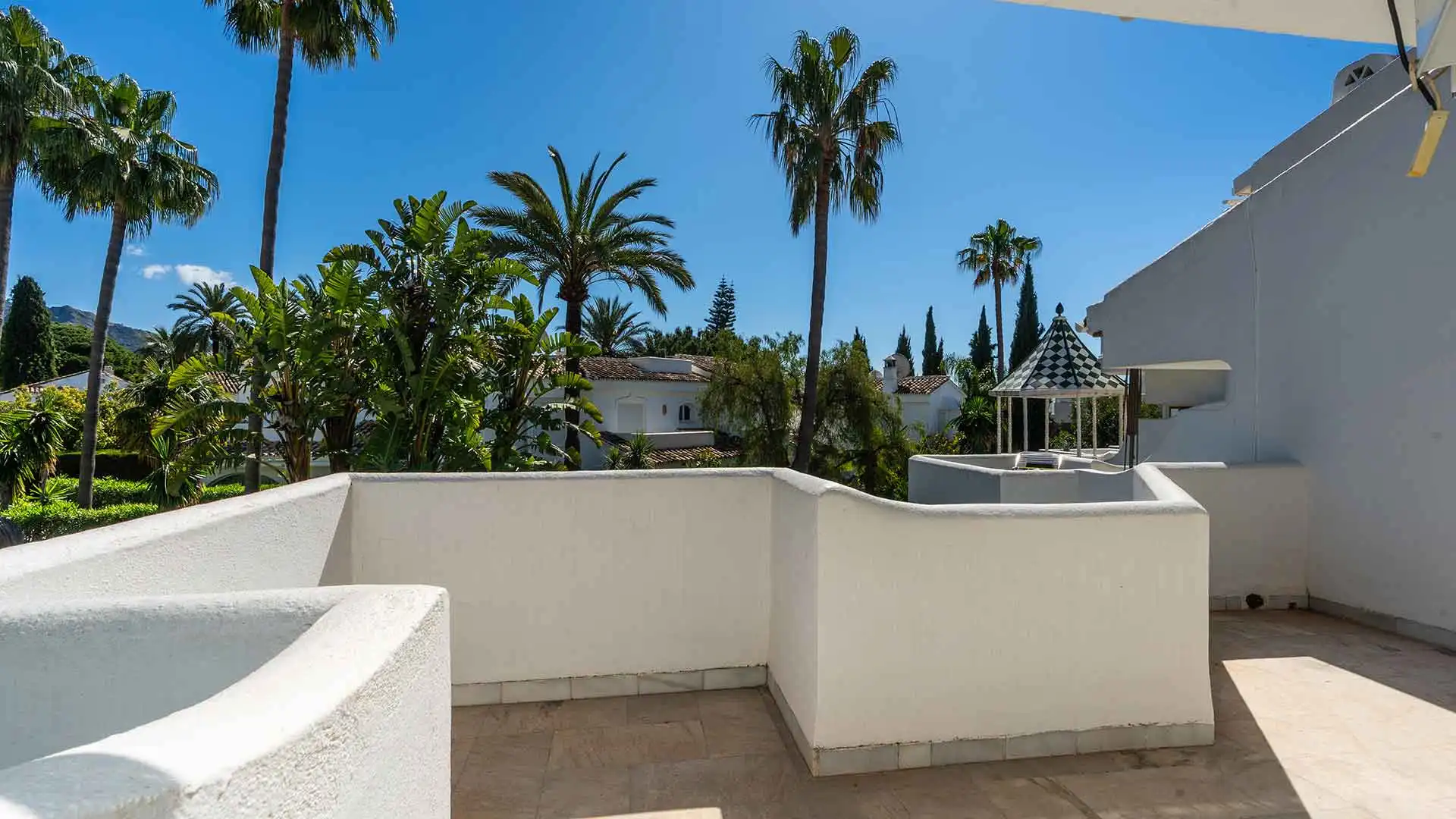 Casa a schiera con terrazza in vendita a MONTEMEDIO-B SIERRA BLANC 0, imagen 10