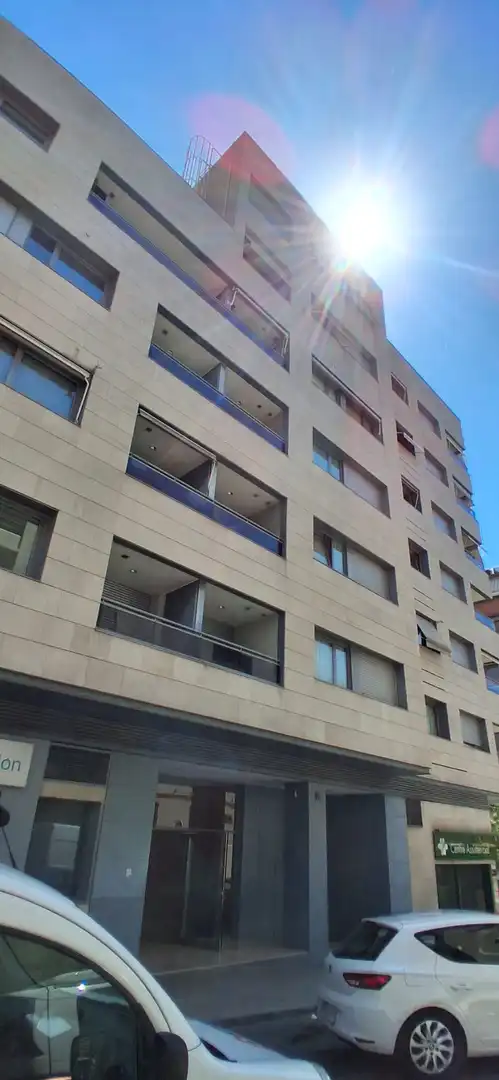 Appartement avec ascenseur à vendre à C/ Isaac Albéniz