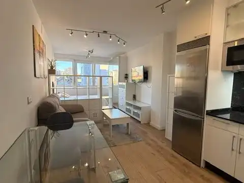 Sala d'estar de Estudi de lloguer en Vigo  amb Parquet, Moblat i Rentadora