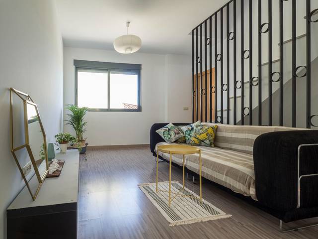 Casa adosada en Venta en Torrella