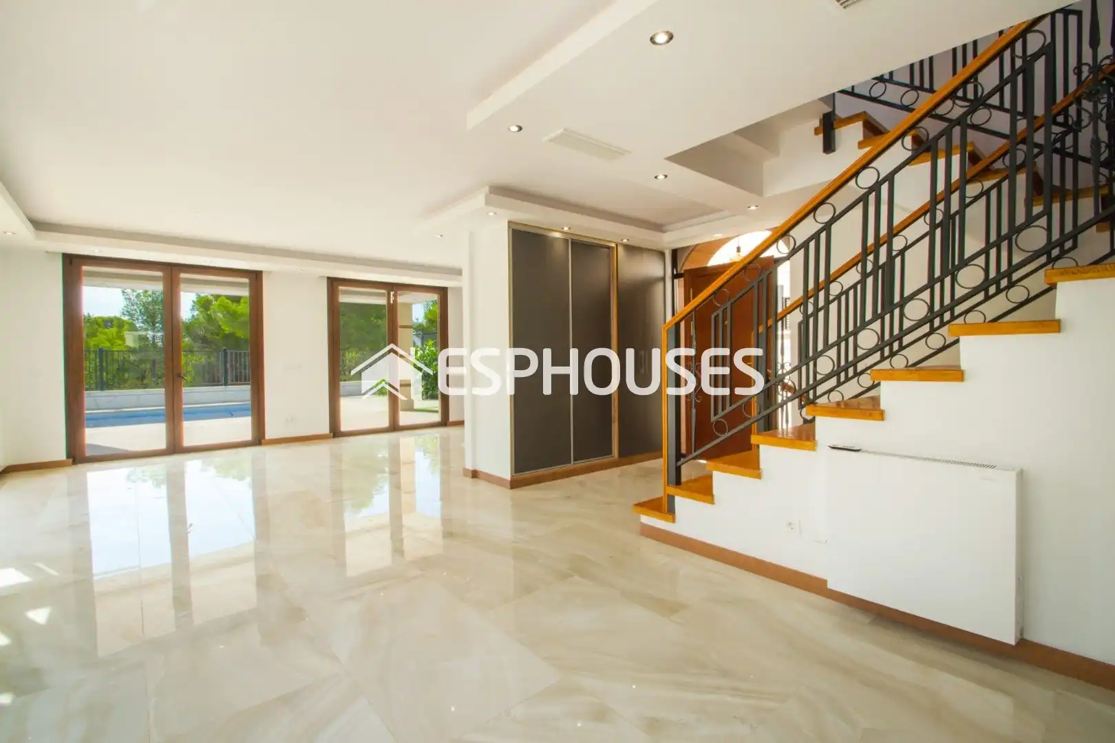Villa avec piscine à vendre à Golf Bahía, imagen 10