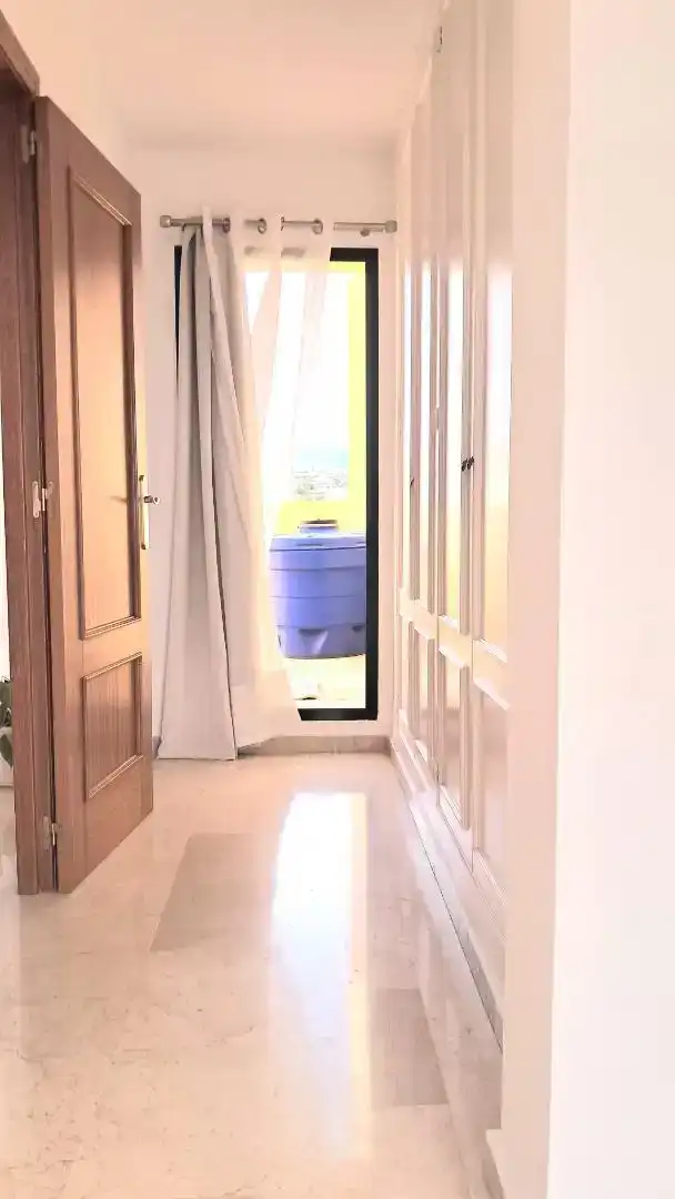Dúplex en venta en Estepona con Piscina