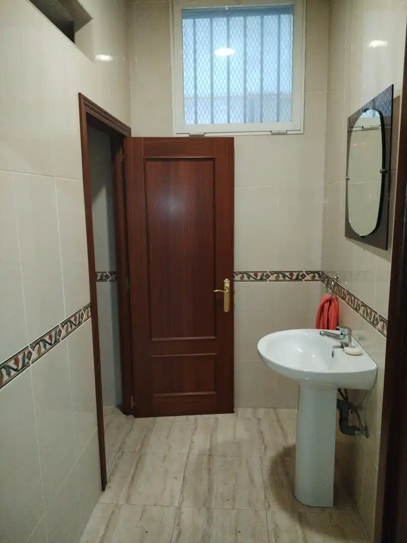 Baño de Local de alquiler en Tarazona
