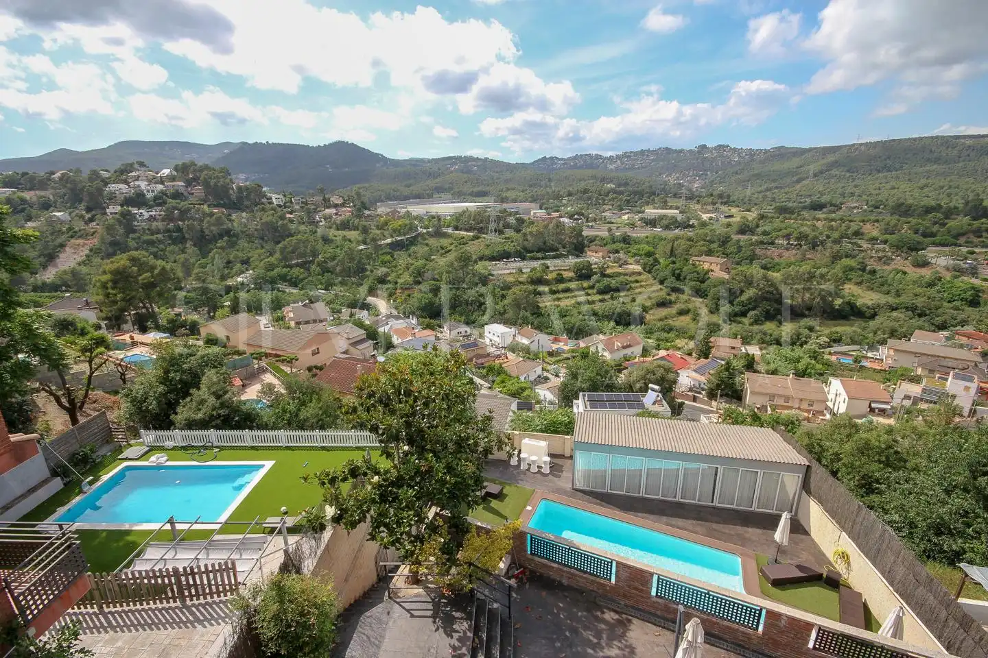 Houses for sale in Espanya, Cervelló