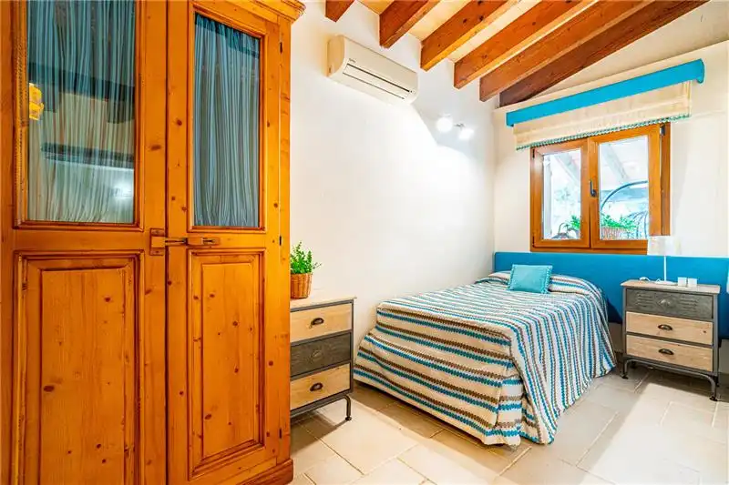 Dormitori de Casa o xalet en venda en Calvià amb Aire condicionat, Jardí privat i Terrassa