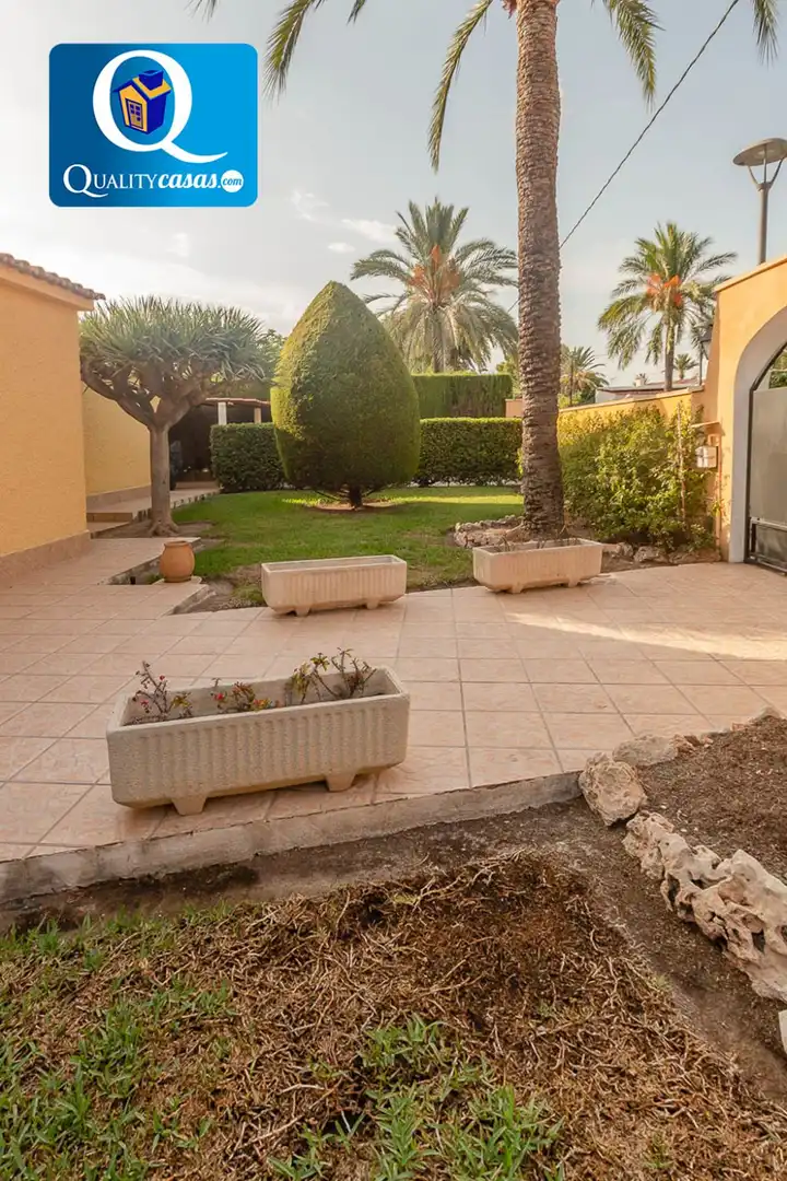 Terraza de Casa o chalet en venta en El Campello con Calefacción, Terraza y Trastero
