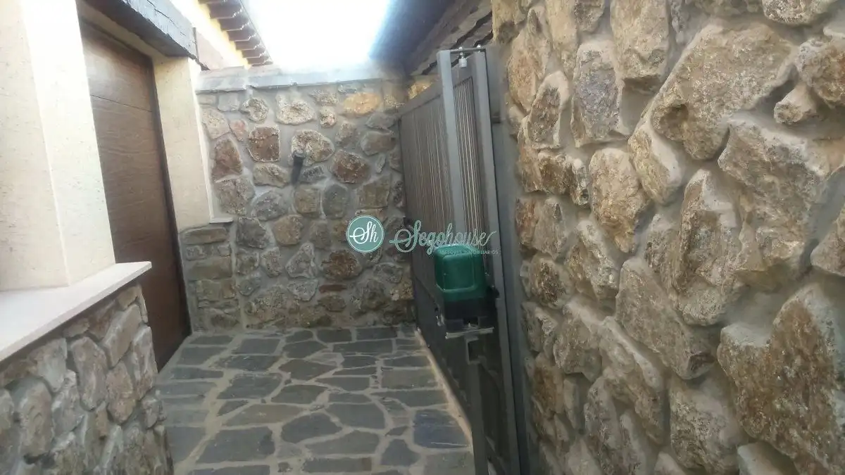 Houses for sale in Espirdo  with Terrace and Storage room