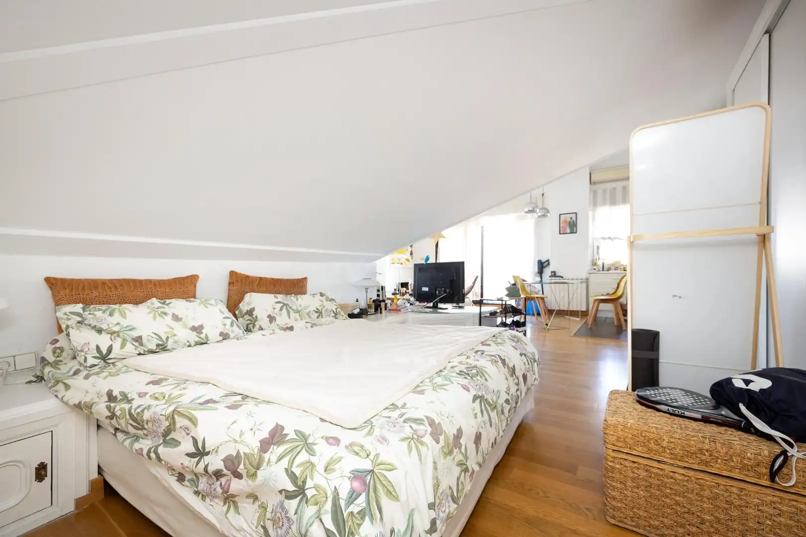 Habitación de Estudio en venta en Granada con Calefacción, Terraza y Balcón