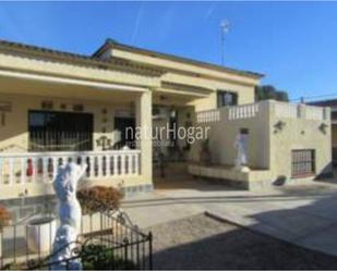 Exterior view of House or chalet for sale in Paterna  with Air Conditioner, Private garden and Terrace