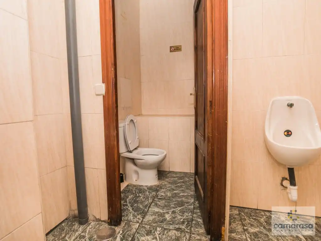 Badezimmer von Geschaftsraum zum Verkauf in Ávila