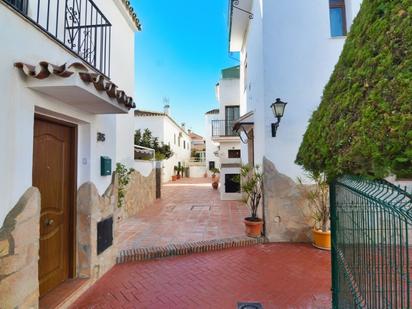 Exterior view of Single-family semi-detached for sale in Mijas  with Private garden, Terrace and Swimming Pool