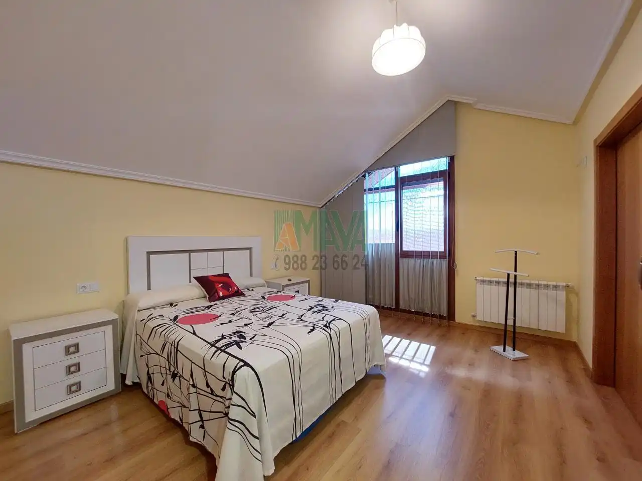 Dormitori de Casa o xalet en venda en Barbadás amb Calefacció, Jardí privat i Terrassa