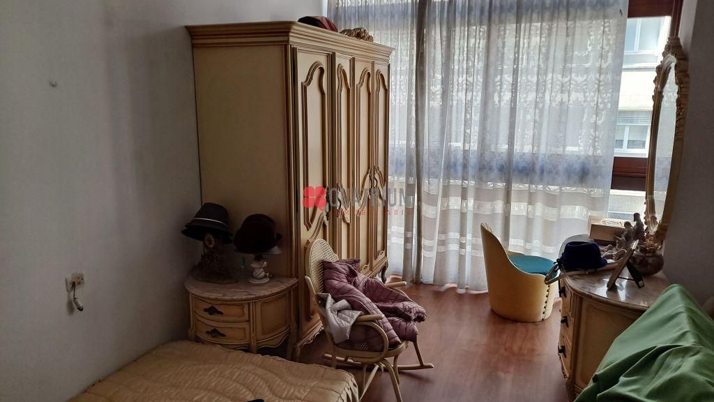 Bedroom of Flat for sale in Santiago de Compostela   with Balcony