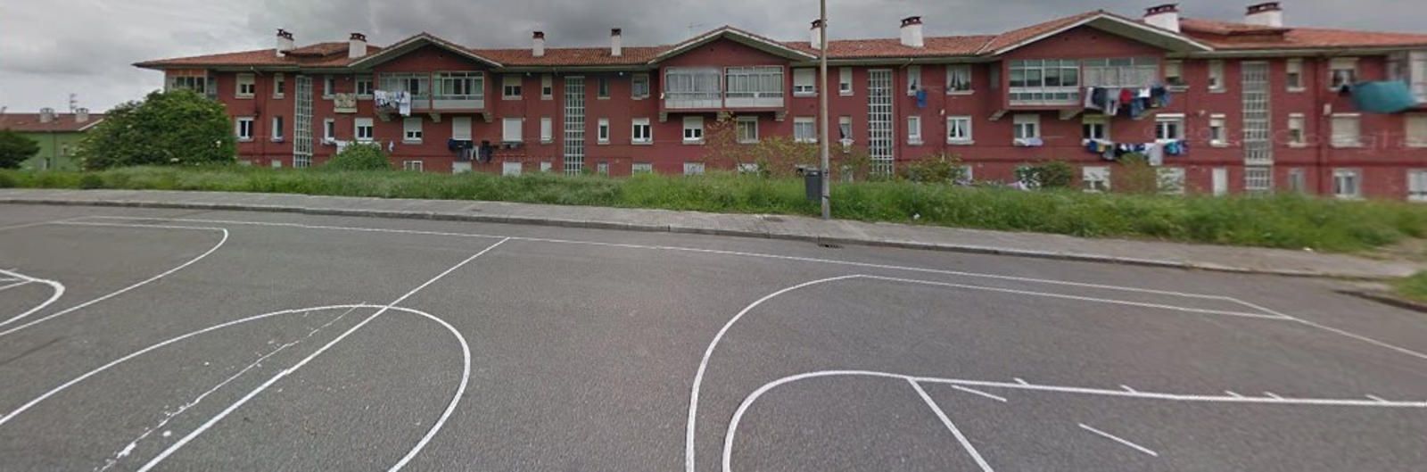 Vista exterior de Dúplex en venda en Avilés amb Traster