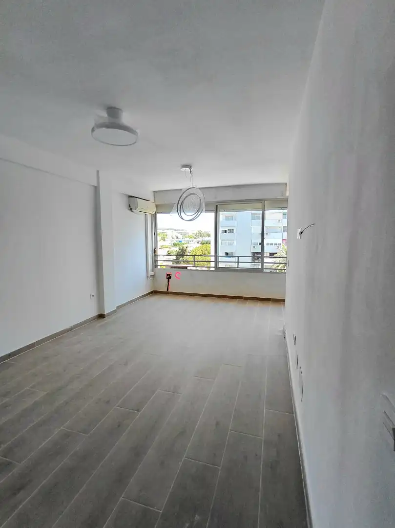 Bedroom of Flat for sale in Benalmádena  with Air Conditioner and Community pool