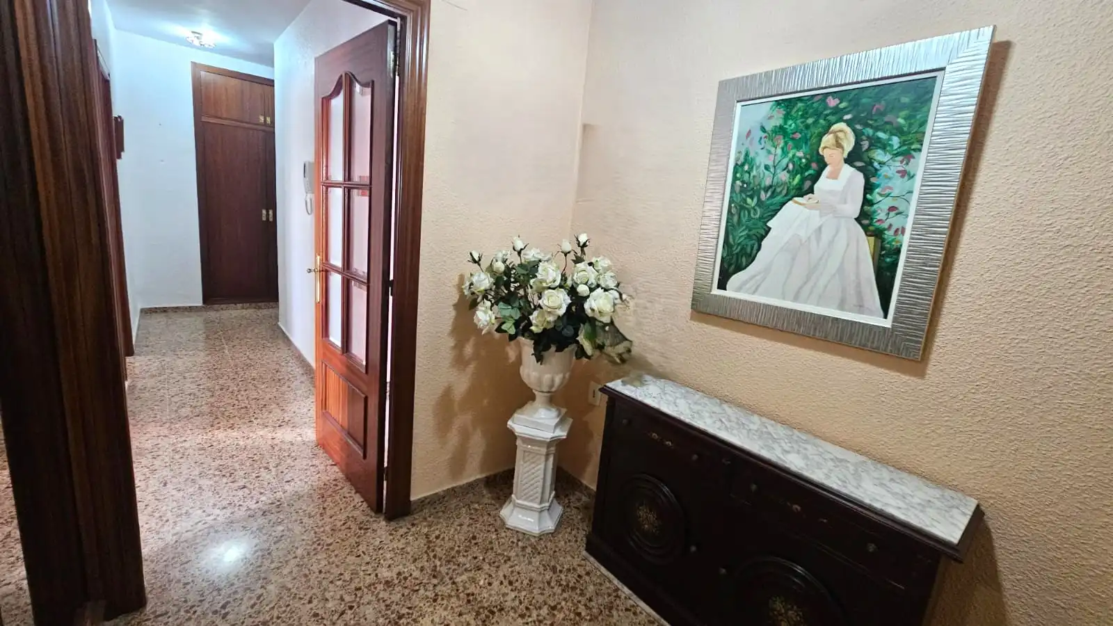 Flat for sale in Valencia  with Air Conditioner, Heating and Balcony
