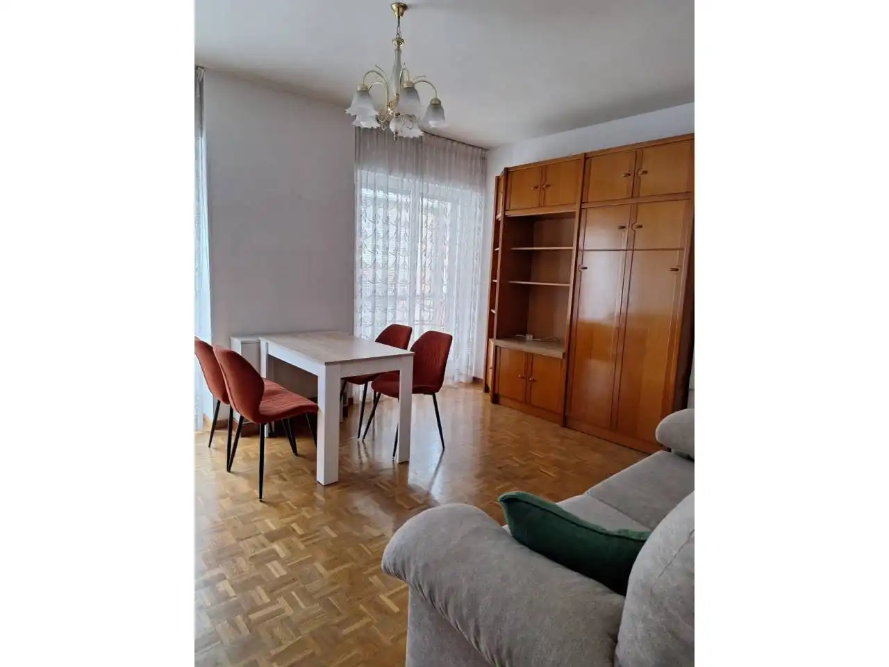 Wohnzimmer von Wohnungen zur Miete in Burgos mit Heizung, Parkett und Terrasse