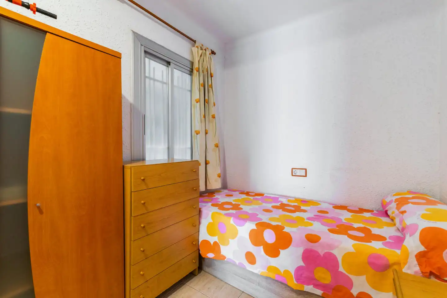 Habitación de Piso en venta en Sant Adrià de Besòs