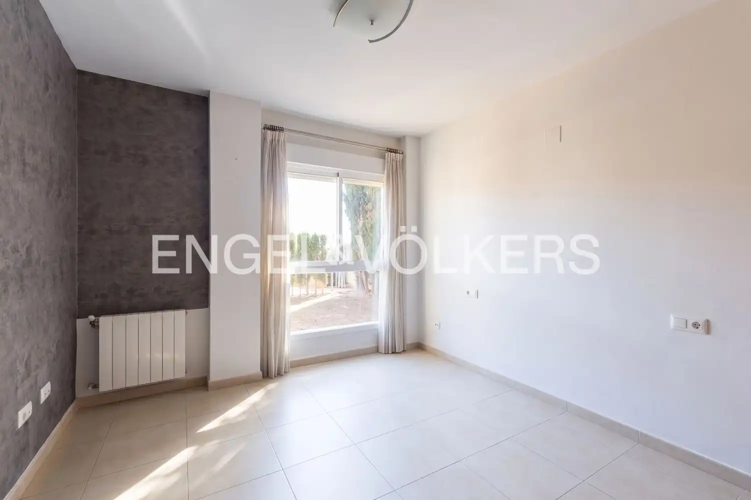 Habitación de Casa o chalet en venta en Bétera con Aire acondicionado, Calefacción y Jardín privado
