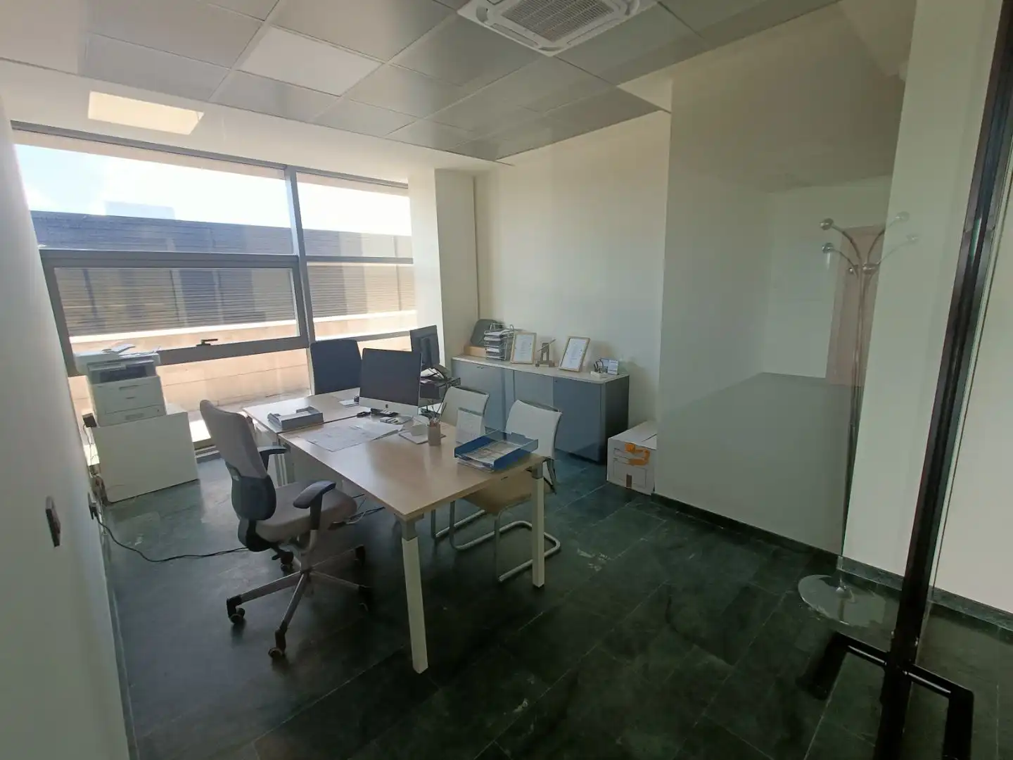 Büro mit Aufzug zur Miete in cami dels reis 168, imagen 5